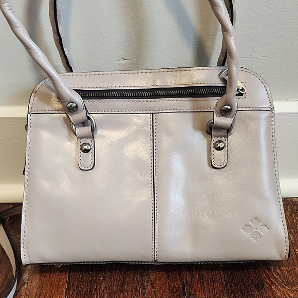 Patricia Nash Gray Shoulder Bag with Textured Leather and Adjustable Strap - Picture 3 of 14